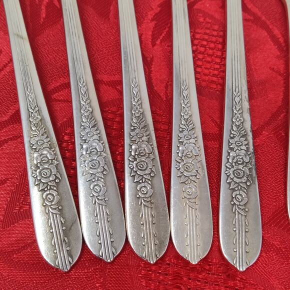 11X Silver Plate Dinner Salad Forks Nobility Plate Royal Rose Oneida - Picture 5 of 16